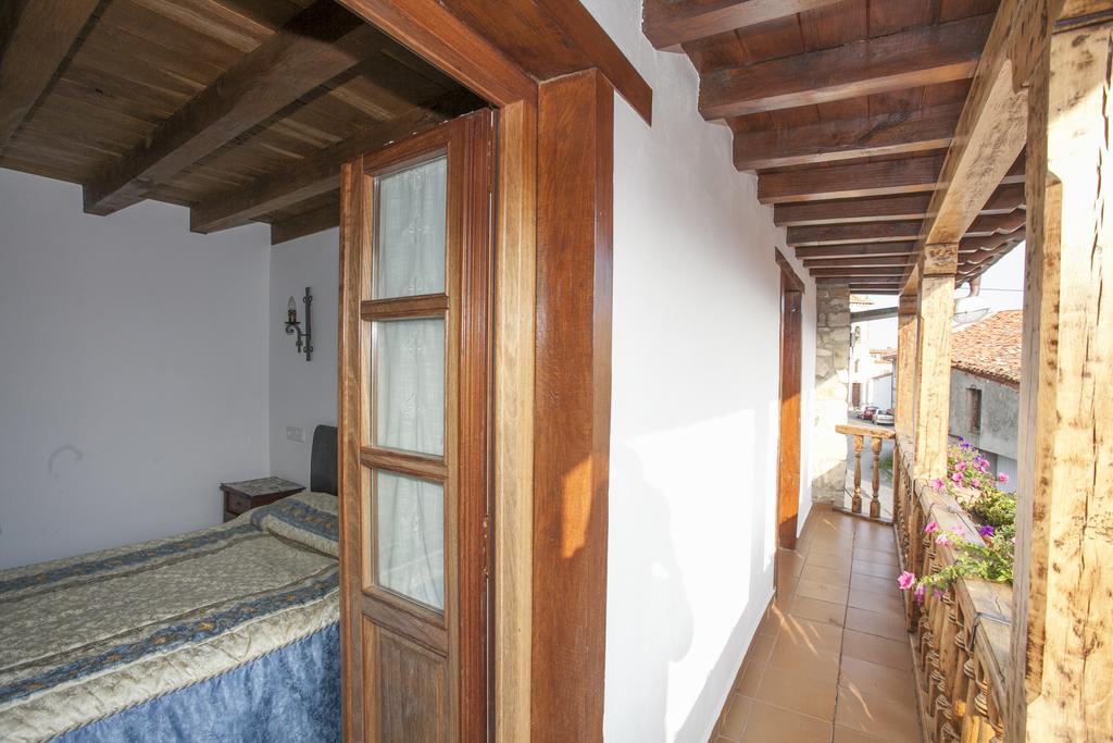 El Cabanon De Pimiango Pensionat Værelse billede