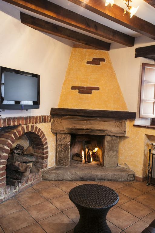 El Cabanon De Pimiango Pensionat Værelse billede