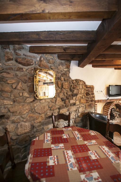 El Cabanon De Pimiango Pensionat Eksteriør billede